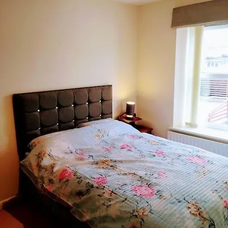 Дом отдыха 2 Bed Pet-free Cottage, Private Garden & Fell View *