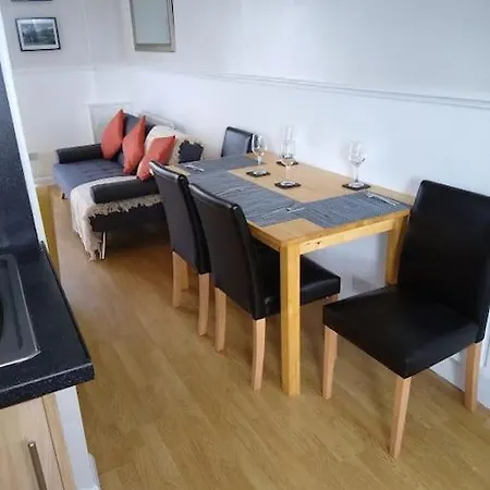 Dom wakacyjny 2 Bed Pet-free Cottage, Private Garden & Fell View Arlecdon