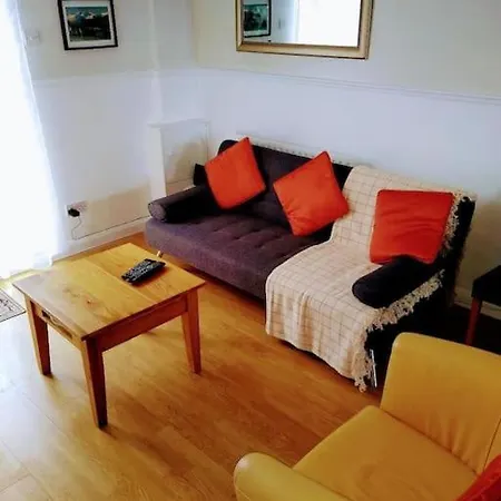 2 Bed Pet-free Cottage, Private Garden&fell View * Arlecdon